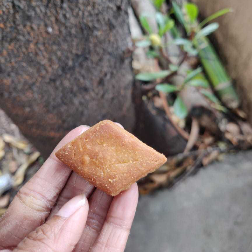 sweet diamond biscuit on tocco