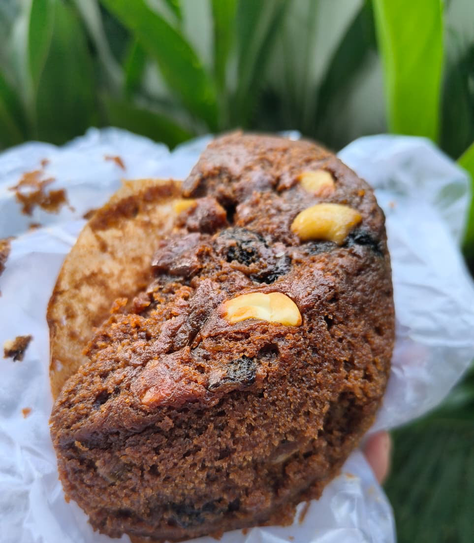 Homemade eggless rum cake on tocco. Best homemade plum cake on tocco