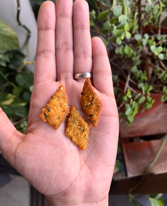 Best Homemade Kasuri Methi Shakkarpara-Shankarpali-Tocco